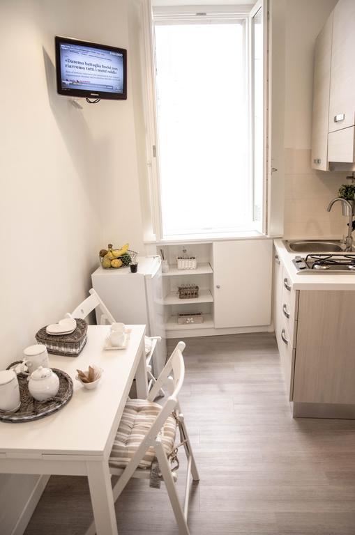 Apartamento Madonna Dei Monti Roma Exterior foto