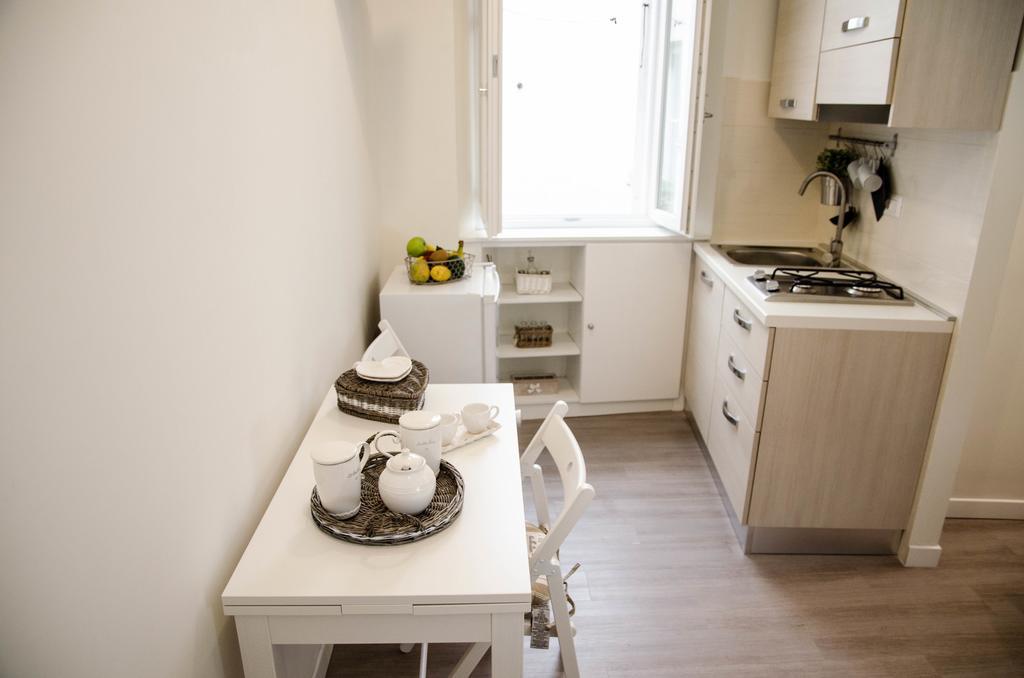 Apartamento Madonna Dei Monti Roma Exterior foto